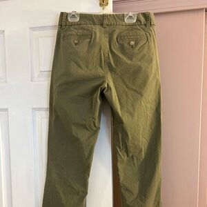 J Crew woman’s straight leg chino pant